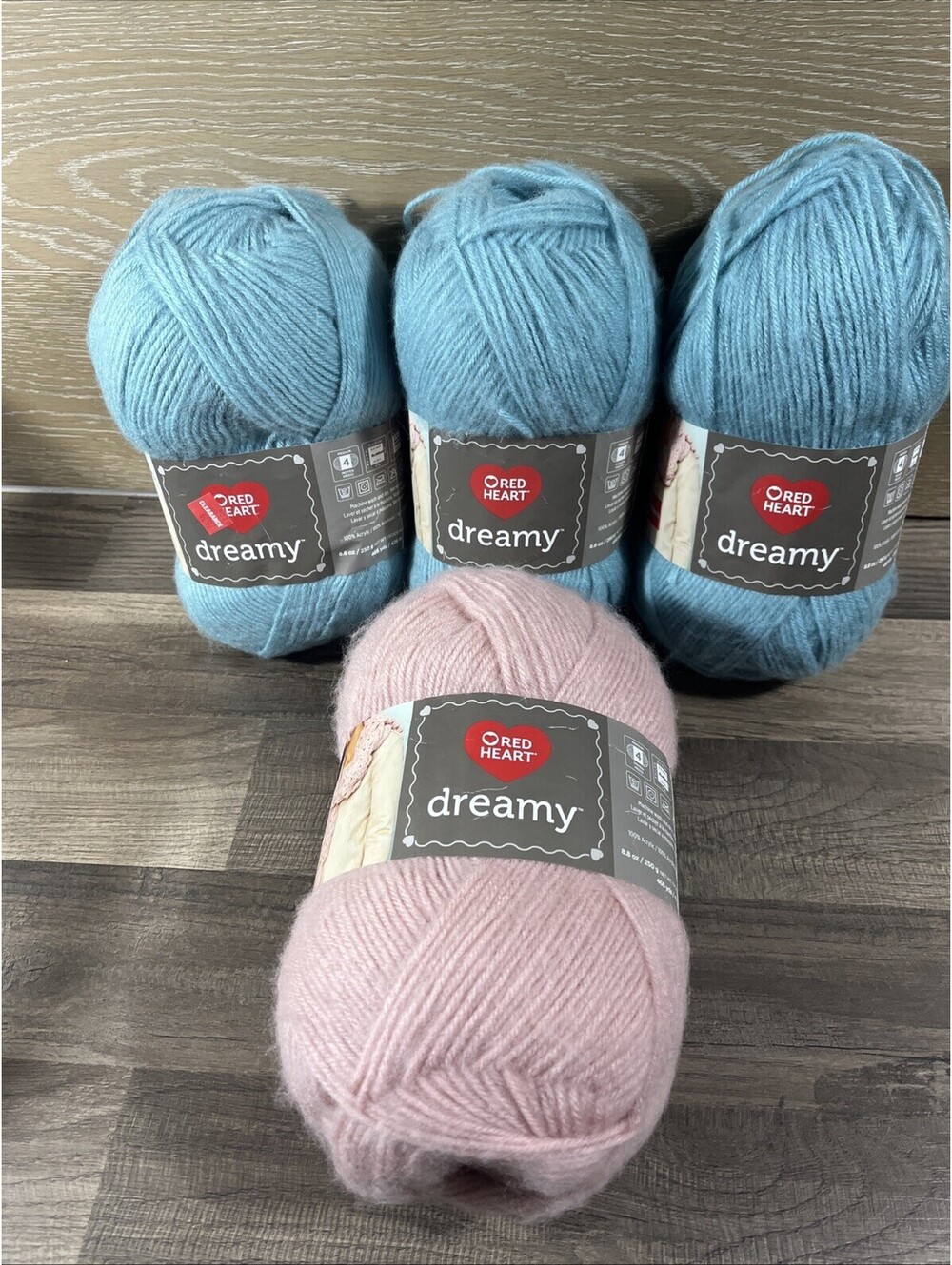 Red Heart Dreamy Yarn Lot Of 4 Brushed 8.8 Oz 466 Yds Each